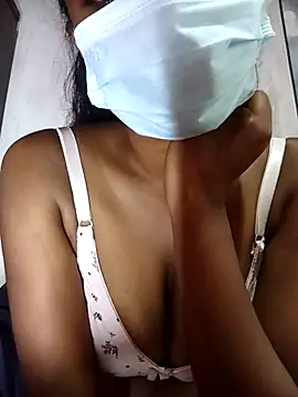 MickMicky online show from September 18, 2025, 3:53 am