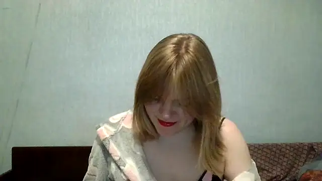 Snapshot of SirWolff chatting on May 18, 2026, 8:02 pm SirWolff online show from May 18, 2026, 8:02 pm