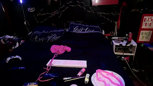 Snapshot of Splash_Queen420 chatting on January 15, 2026, 2:48 am Splash Queen420 online show from January 15, 2026, 2:48 am