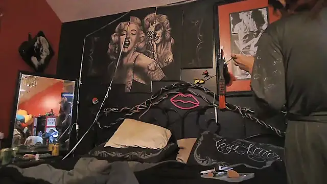 Snapshot of Splash_Queen420 chatting on February 3, 2026, 1:38 am Splash Queen420 online show from February 3, 2026, 1:38 am