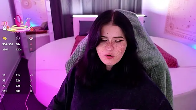 Snapshot of Dark_Shine chatting on October 19, 2025, 5:43 am Dark Shine online show from October 19, 2025, 5:43 am