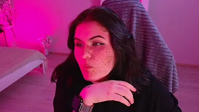 Snapshot of Dark_Shine chatting on February 4, 2026, 8:48 pm Dark Shine online show from February 4, 2026, 8:48 pm