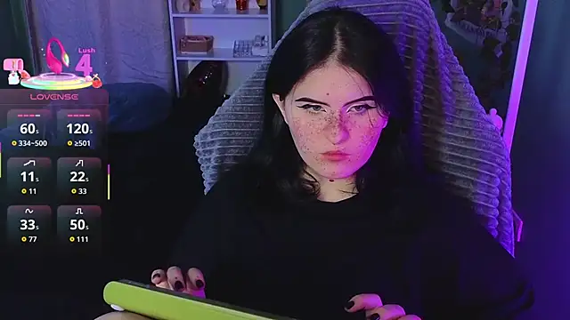 Snapshot of Dark_Shine chatting on November 16, 2025, 10:20 am Dark Shine online show from November 16, 2025, 10:20 am