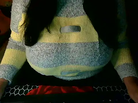 Snapshot of Hot_Rose2 chatting on January 6, 2026, 9:02 am Hot Rose2 online show from January 6, 2026, 9:02 am