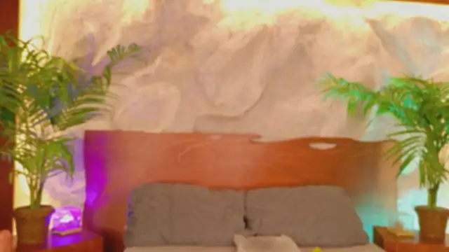 Snapshot of alisonn_moon chatting on April 9, 2026, 11:22 pm alisonn moon online show from April 9, 2026, 11:22 pm