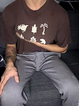 Snapshot of haramnarab chatting on December 4, 2025, 2:27 pm haramnarab online show from December 4, 2025, 2:27 pm