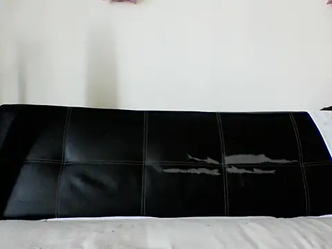 ferchule7 online show from October 10, 2025, 6:42 pm