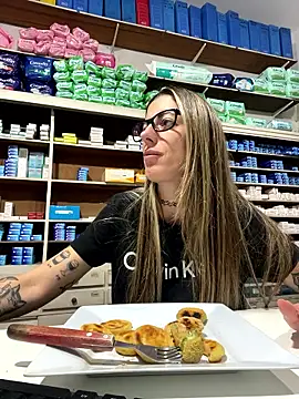 ferchule7 online show from January 8, 2026, 4:46 pm