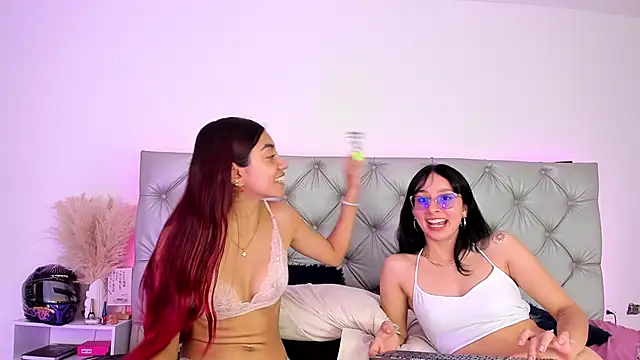 Snapshot of Naughty_Couple83 chatting on September 16, 2025, 2:29 pm Naughty Couple83 online show from September 16, 2025, 2:29 pm