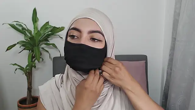 Snapshot of jade_nassar chatting on October 26, 2025, 9:48 pm jade nassar online show from October 26, 2025, 9:48 pm