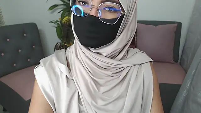 Snapshot of jade_nassar chatting on September 25, 2025, 7:53 pm jade nassar online show from September 25, 2025, 7:53 pm