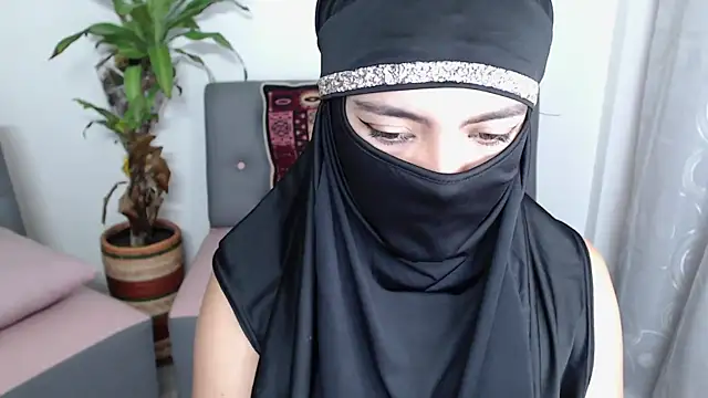 Snapshot of jade_nassar chatting on October 6, 2025, 7:25 pm jade nassar online show from October 6, 2025, 7:25 pm