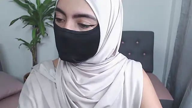 Snapshot of jade_nassar chatting on October 15, 2025, 8:39 pm jade nassar online show from October 15, 2025, 8:39 pm