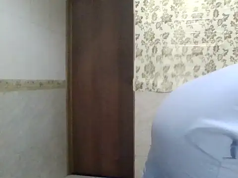 MiyaHottie online show from October 15, 2025, 2:32 am