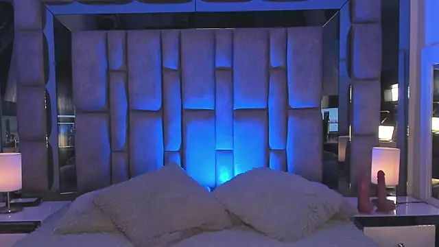 MaddyGray  online show from January 10, 2026, 6:14 pm