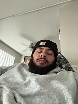 Snapshot of Bbrn69official chatting on December 17, 2025, 11:21 pm Bbrn69official online show from December 17, 2025, 11:21 pm