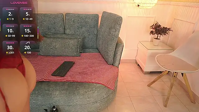 LoonaNyx online show from November 1, 2025, 11:37 am