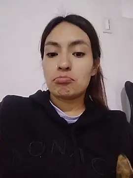 Adarha Ramirez online show from June 3, 2026, 4:24 am