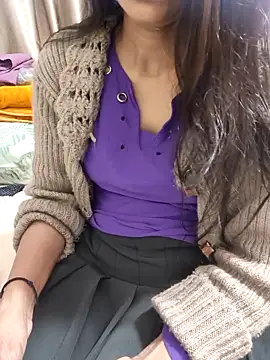 Snapshot of Shalu_G chatting on February 3, 2026, 7:13 am Shalu G online show from February 3, 2026, 7:13 am