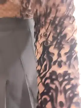 Snapshot of Shalu_G chatting on November 24, 2025, 7:30 am Shalu G online show from November 24, 2025, 7:30 am