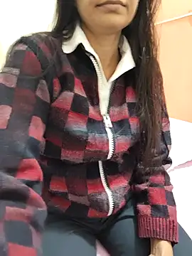 Snapshot of Shalu_G chatting on November 18, 2025, 5:33 am Shalu G online show from November 18, 2025, 5:33 am