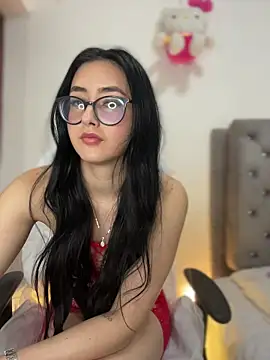 Just Isaa online show from March 4, 2026, 2:03 pm