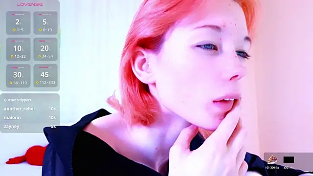 Snapshot of Kiara_Dream chatting on May 18, 2026, 4:07 am Kiara Dream online show from May 18, 2026, 4:07 am