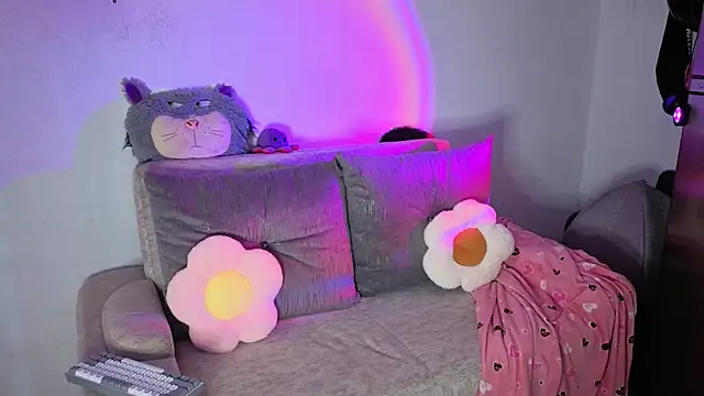 Snapshot of hanny__bunny chatting on November 21, 2025, 1:26 am hanny bunny online show from November 21, 2025, 1:26 am