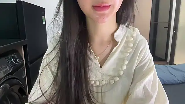 Mimi love01 online show from April 10, 2026, 4:30 am