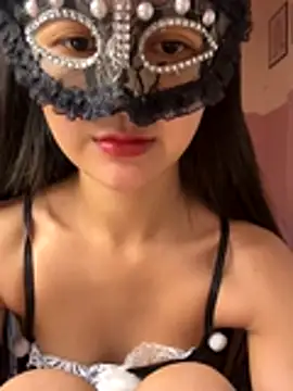 Snapshot of Mimi_love01 chatting on November 24, 2025, 8:36 am Mimi love01 online show from November 24, 2025, 8:36 am