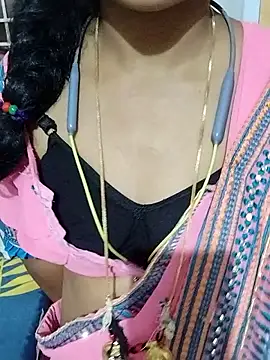 Snapshot of Varsha21 chatting on September 19, 2025, 7:12 am Varsha21 online show from September 19, 2025, 7:12 am