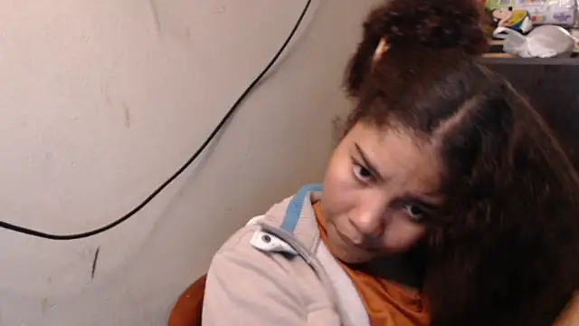 madelene online show from April 5, 2026, 1:12 am