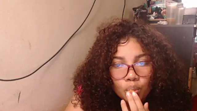 madelene online show from March 14, 2026, 11:44 pm