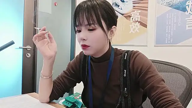 KKMM168 online show from October 29, 2025, 2:43 am