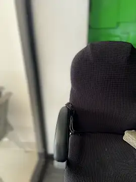 Snapshot of Linda_LS chatting on February 16, 2026, 8:40 pm Linda LS online show from February 16, 2026, 8:40 pm