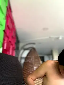 Snapshot of Linda_LS chatting on September 18, 2025, 1:47 pm Linda LS online show from September 18, 2025, 1:47 pm