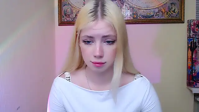 AliceHotty  online show from April 14, 2026, 7:24 am