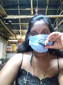 Snapshot of Tamildivya18 chatting on September 26, 2025, 6:09 am Tamildivya18 online show from September 26, 2025, 6:09 am