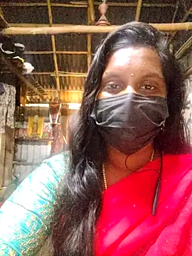 Snapshot of Tamildivya18 chatting on November 24, 2025, 6:35 am Tamildivya18 online show from November 24, 2025, 6:35 am