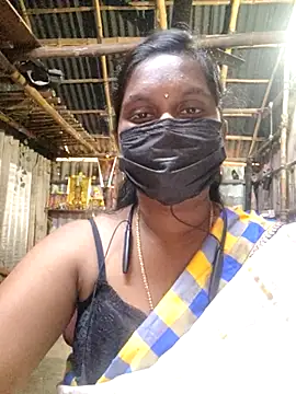 Snapshot of Tamildivya18 chatting on November 19, 2025, 4:23 am Tamildivya18 online show from November 19, 2025, 4:23 am