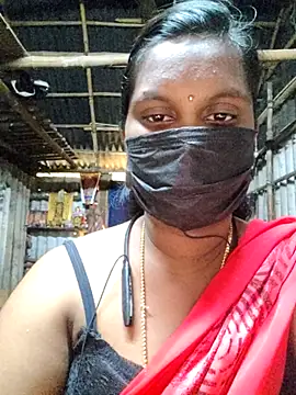 Snapshot of Tamildivya18 chatting on November 20, 2025, 5:19 am Tamildivya18 online show from November 20, 2025, 5:19 am