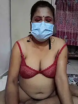 Snapshot of mature_mimi chatting on October 13, 2025, 5:25 pm mature mimi online show from October 13, 2025, 5:25 pm