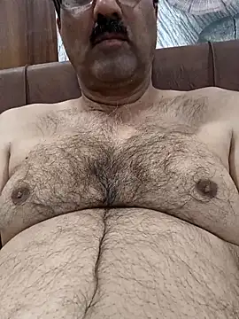 moonflower25 online show from December 16, 2025, 3:27 pm