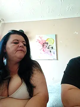 Snapshot of BlacReign chatting on November 6, 2025, 12:31 pm BlacReign online show from November 6, 2025, 12:31 pm