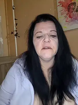 Snapshot of BlacReign chatting on November 28, 2025, 8:31 pm BlacReign online show from November 28, 2025, 8:31 pm