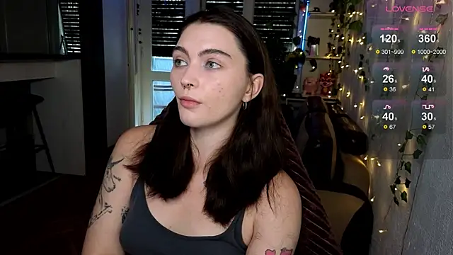 dorfmatratze   online show from September 17, 2025, 5:20 am