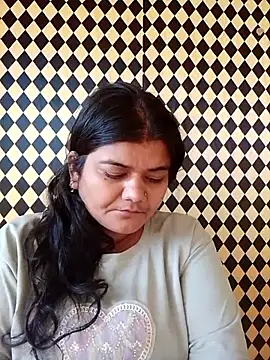 Snapshot of Meenu_tiwari chatting on September 25, 2025, 2:50 am Meenu tiwari online show from September 25, 2025, 2:50 am