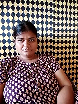 Snapshot of Meenu_tiwari chatting on September 19, 2025, 6:50 am Meenu tiwari online show from September 19, 2025, 6:50 am