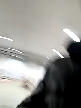 Snapshot of huanhuanaaaaa chatting on March 5, 2026, 12:35 pm huanhuanaaaaa online show from March 5, 2026, 12:35 pm