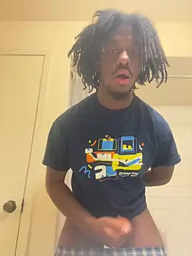 Snapshot of ThickDic28 chatting on February 5, 2026, 9:05 am ThickDic28 online show from February 5, 2026, 9:05 am